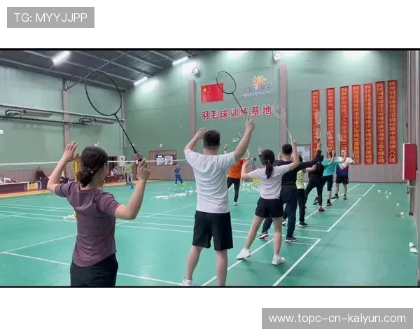 羽毛球训练基地启动暑期公益培训项目，2021暑期羽毛球培训班