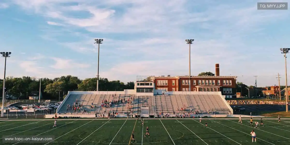 装备你的运动生活！🎯 从潮流服饰到专业器材，一站式满足你的热爱！